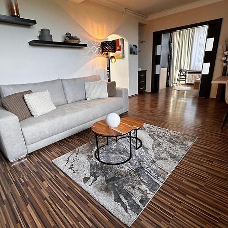 Apartment On Gellert Hill Downtown With Free Garage & Castle View Budapesta Exterior foto