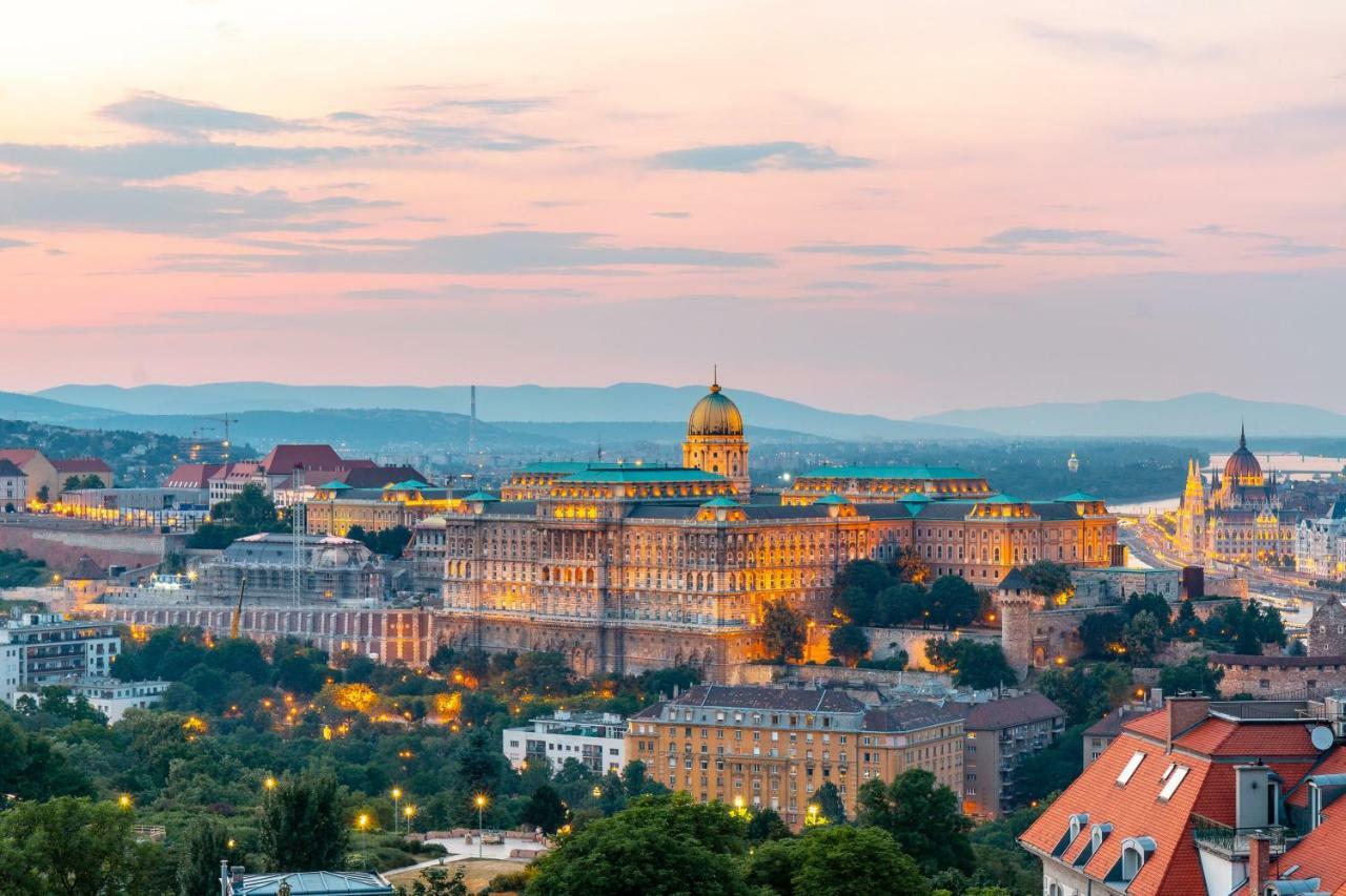 Apartment On Gellert Hill Downtown With Free Garage & Castle View Budapesta Exterior foto